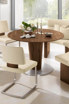  Coin cuisine avec table