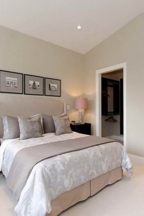  Papier peint beige dans la chambre