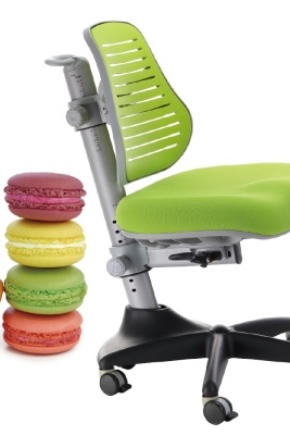  Stuhl für den Studenten