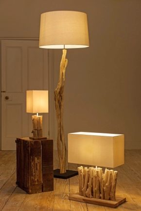  Lampadaires en bois