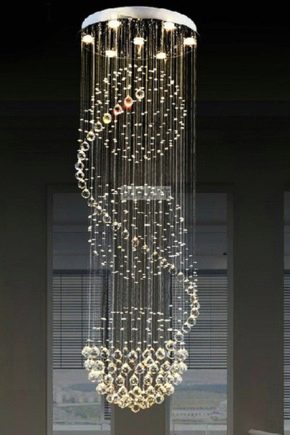  Halogen chandeliers