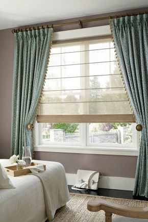  How to hang a curtain rail for curtains on the wall?