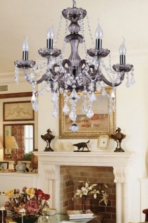  Chandeliers with candles