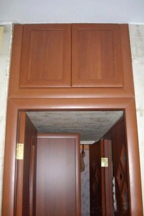  Entresol in the corridor