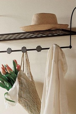  Metal wall hangers for the hallway