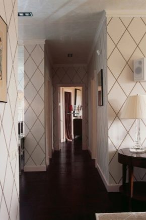 Papiers peints de couloir élargissant visuellement l'espace