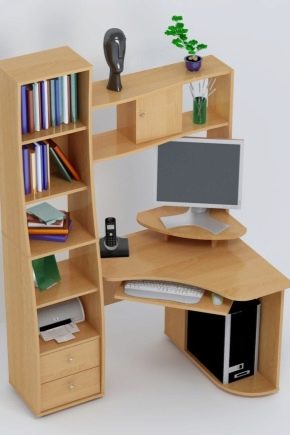  Corner Computertische mit einem Aufbau