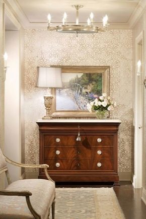  Beautifully we make out a hall