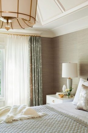 Curtains for brown wallpaper: the right color combinations