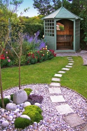  Landscape design: the subtleties of registration of a plot with a cottage