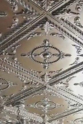  Wie man eine Deckenplatte klebt: die Details des Prozesses