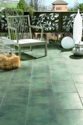  Carrelage en brique à l'intérieur