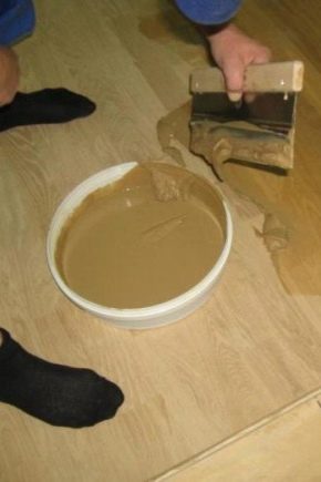  Comment choisir un mastic pour le sol?