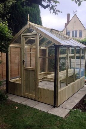  Comment construire une serre de bois?