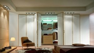  Accessoires de garde-robe