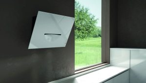  Hottes de cuisine en pente