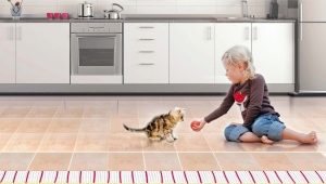  Warmer Boden in der Küche