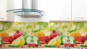  Tablier en PVC dans la cuisine