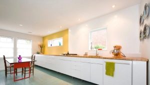  Cuisine sans armoires supérieures