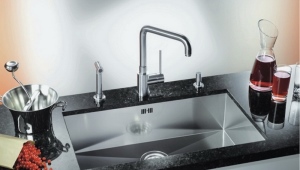  Metallspüle für die Küche