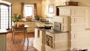  Le four avec une cheminée en brique pour donner