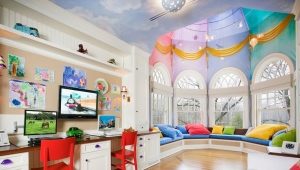  Ceiling in the nursery