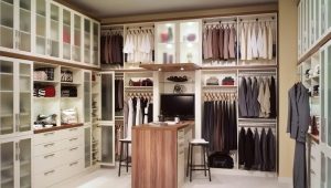  Dimensions de la garde-robe