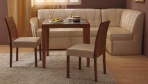  Canapé pliant à la cuisine