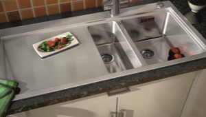  Placard sous l'évier pour la cuisine