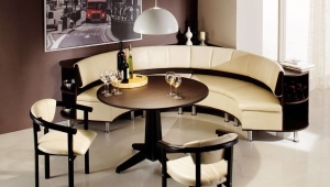 Canapé d'angle pour une petite cuisine