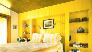  Yellow bedroom