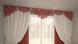  Lambrequins ajourés