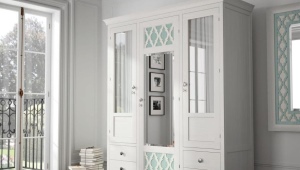  Blanc placard dans la chambre