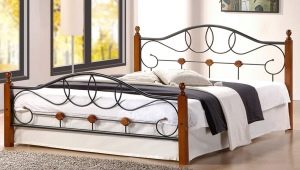  Double metal beds