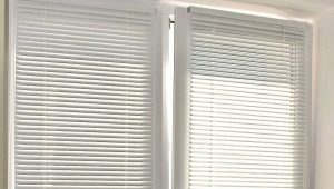  How to install horizontal blinds on plastic windows?