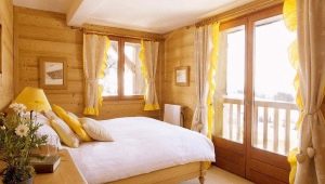  Curtains in a wooden house