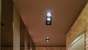  Plancher dans le couloir