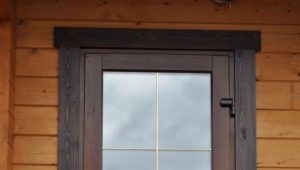  Türen mit Doppelverglasung