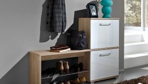  Armoires spectaculaires avec un siège dans le couloir