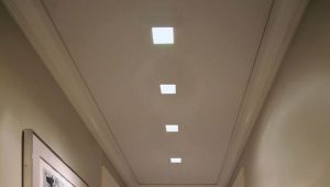  Idées de design du plafond de cloison sèche dans le couloir