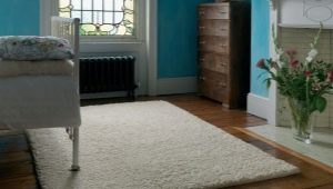  Tapis avec une longue sieste