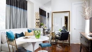  Tables rondes sur une jambe