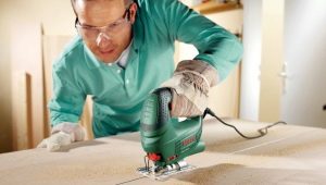  Wie legt man Sperrholz auf Holzboden?