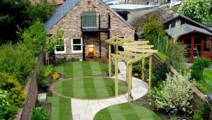  Aménagement paysager: les détails d'une zone étroite