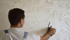  Comment faire du plâtre décoratif avec le mastic habituel avec vos propres mains?