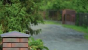 Capuchons pour poteaux de clôture: caractéristiques à choisir