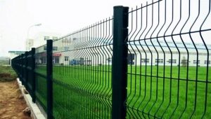  Welded mesh fences: advantages and disadvantages