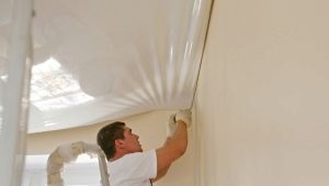  Comment supprimer indépendamment le plafond tendu?