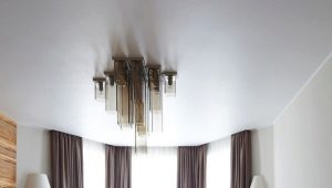  Choisir des rideaux pour des rideaux sous le plafond tendu