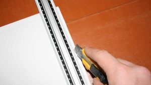  Wie man PVC-Platten schneidet: die Wahl des Werkzeugs